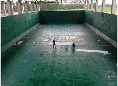 ������r��